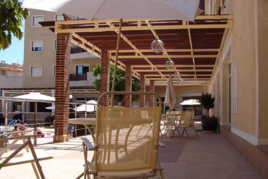 Lovely Apartment In Cabo Roig Near Beach أوريويلا المظهر الخارجي الصورة